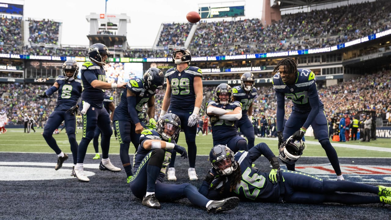 Photos Seahawks Uniform Combo College Navy Blue 