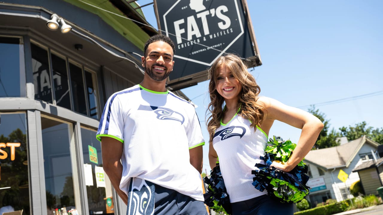 Photos: Seahawks Visit Fats Chicken And Waffles To Celebrate Pride Month