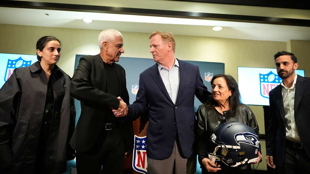 New Seahawks owner Vinod Khosla bristles at reaction to his Steelers fandom