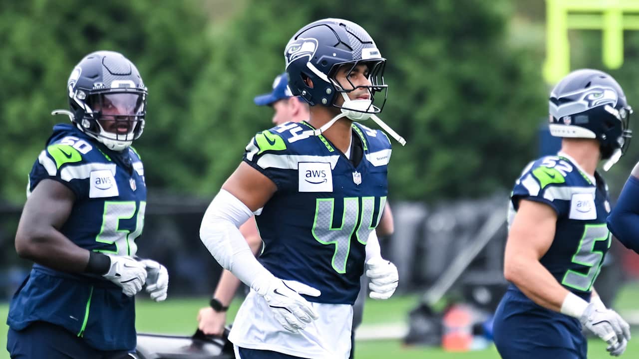 Seahawks LB Chazz Surratt Designated For Return To Practice - Seattle Seahawks
