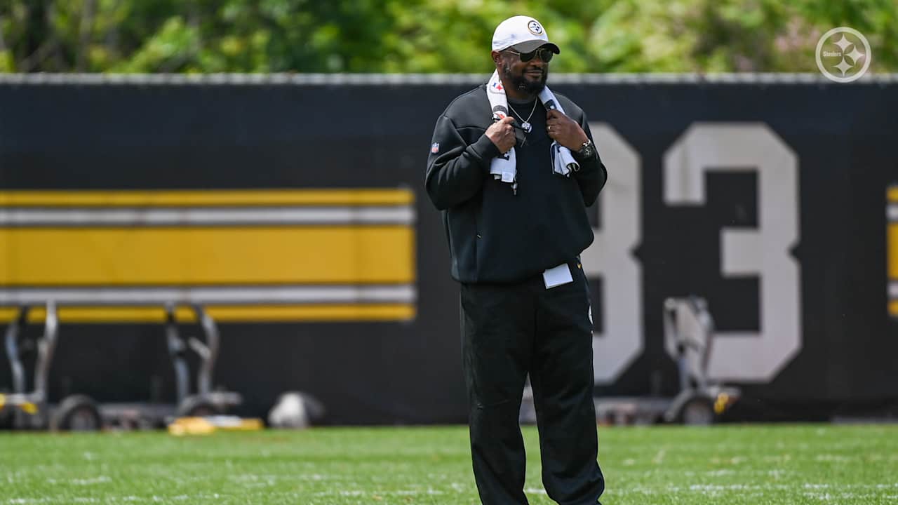 Minicamp Blog: More 'football-like' approach