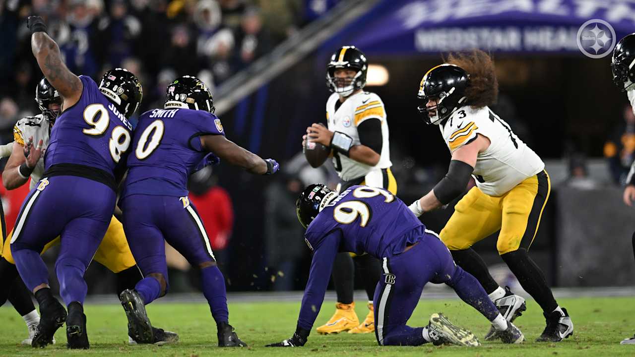 Steelers fall to Ravens, 34-17