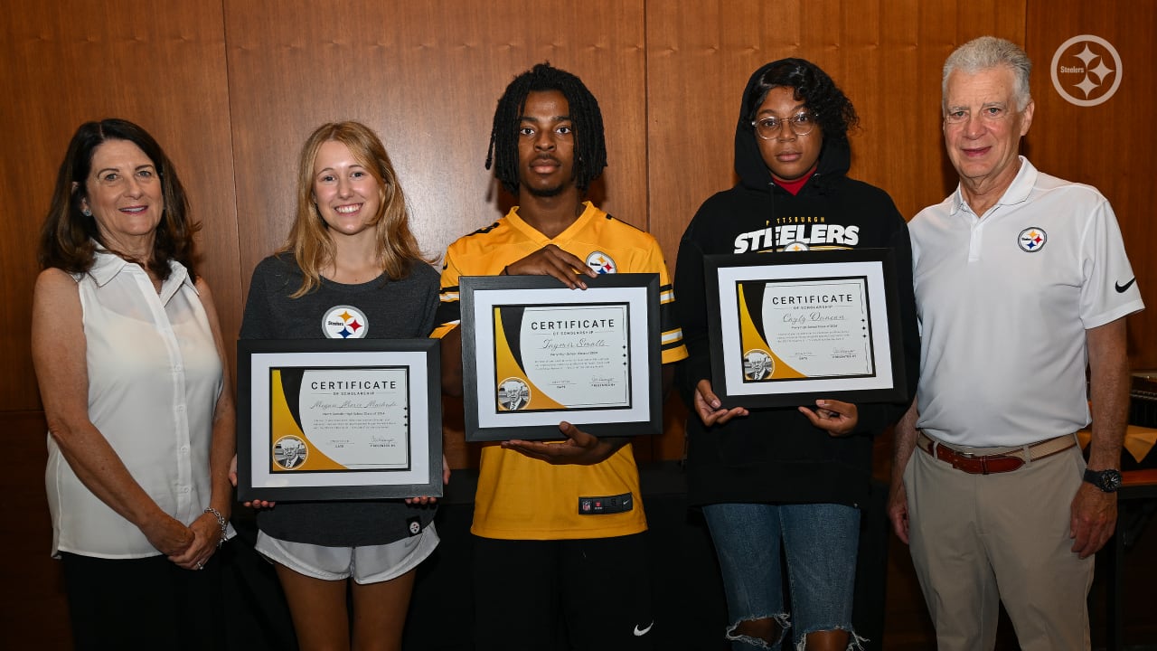 Scholarship winners thankful for Steelers support