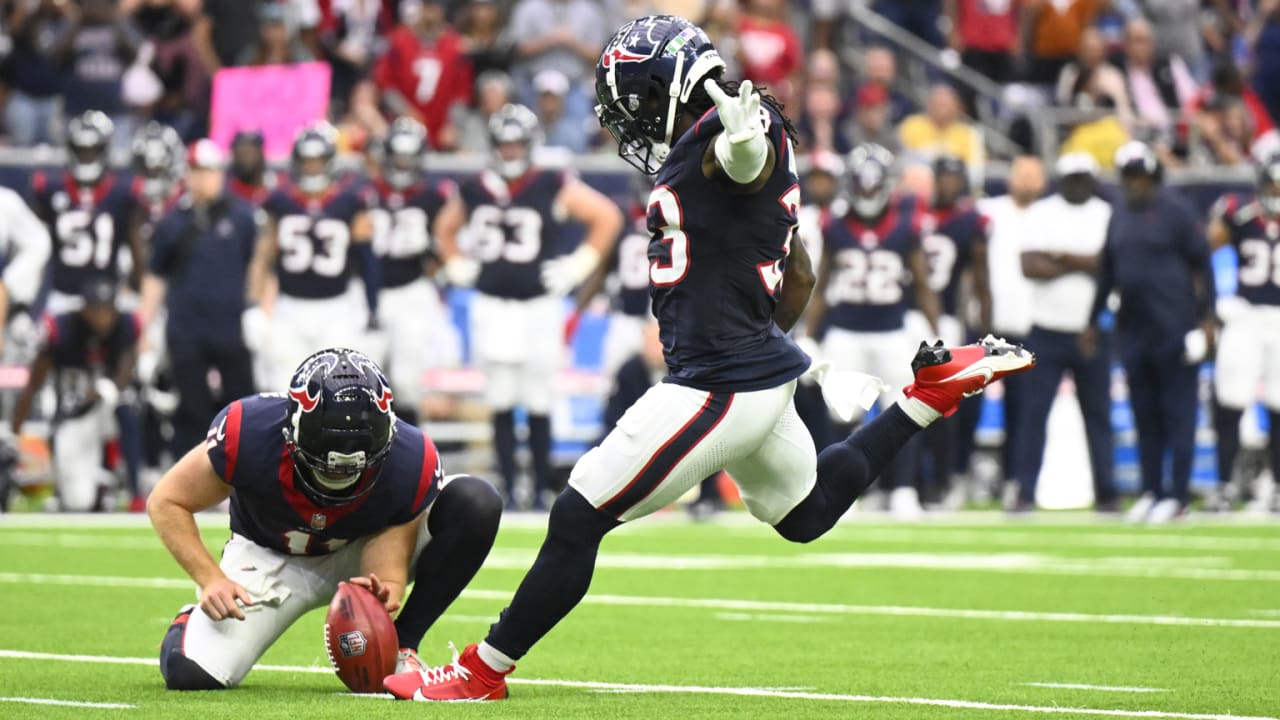 Can't-Miss Play: Running back Dare Ogunbowale drills go-ahead field goal!