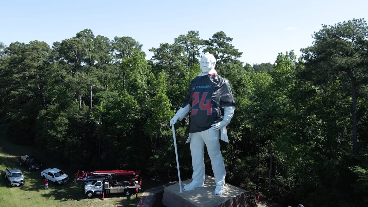 Sam Houston Statue In Huntsville Dons Giant Texans H-town Color Rush Jersey