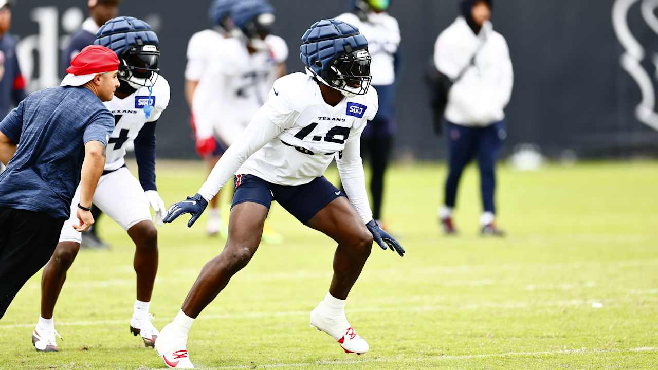 Aqui estão cinco coisas para assistir quando o Houston Texans enfrentar o Los Angeles Chargers no NRG Stadium na Rodada Wild Card.
 #ÚltimasNotícias