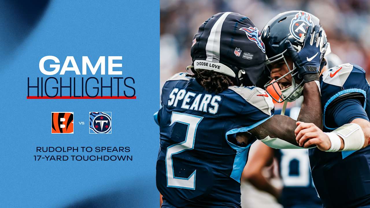 Tyjae Spears Catches for a 17Yard Touchdown vs. Cincinnati Bengals