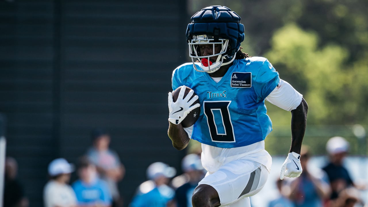 Observations From Saturday's Practice at Titans Camp
