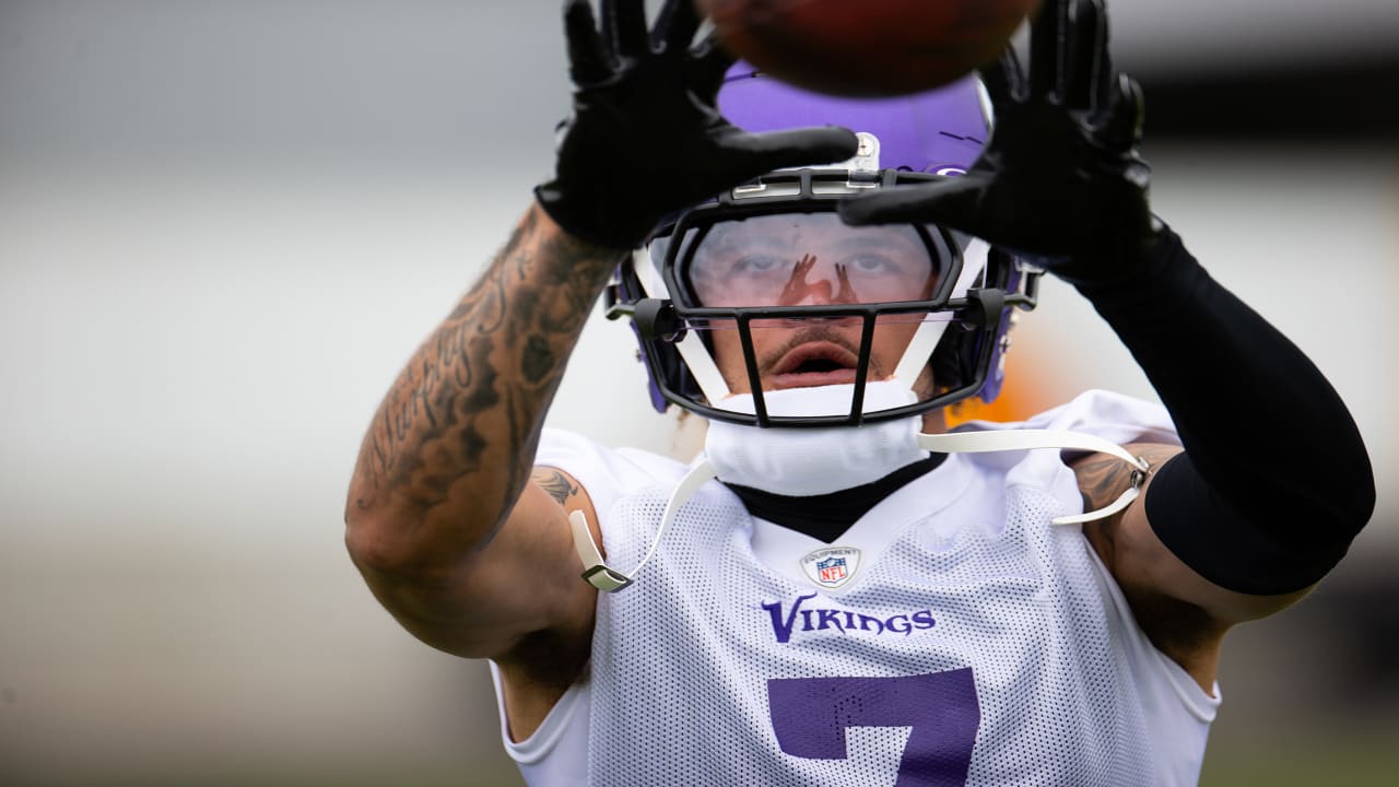 Defensive Picks & O-Line's Ode to Jefferson - Vimarsana News