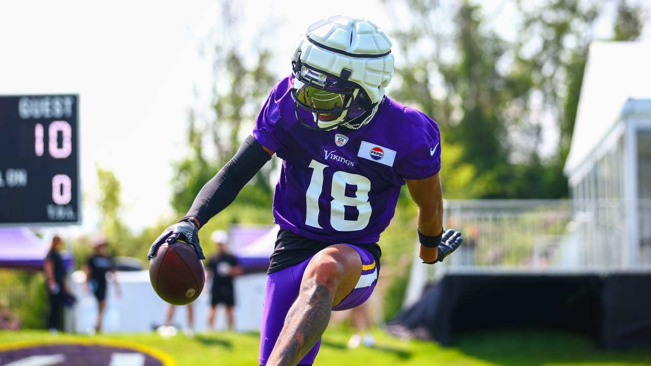 Training Camp Opens with 2 Deep Passes to Justin Jefferson