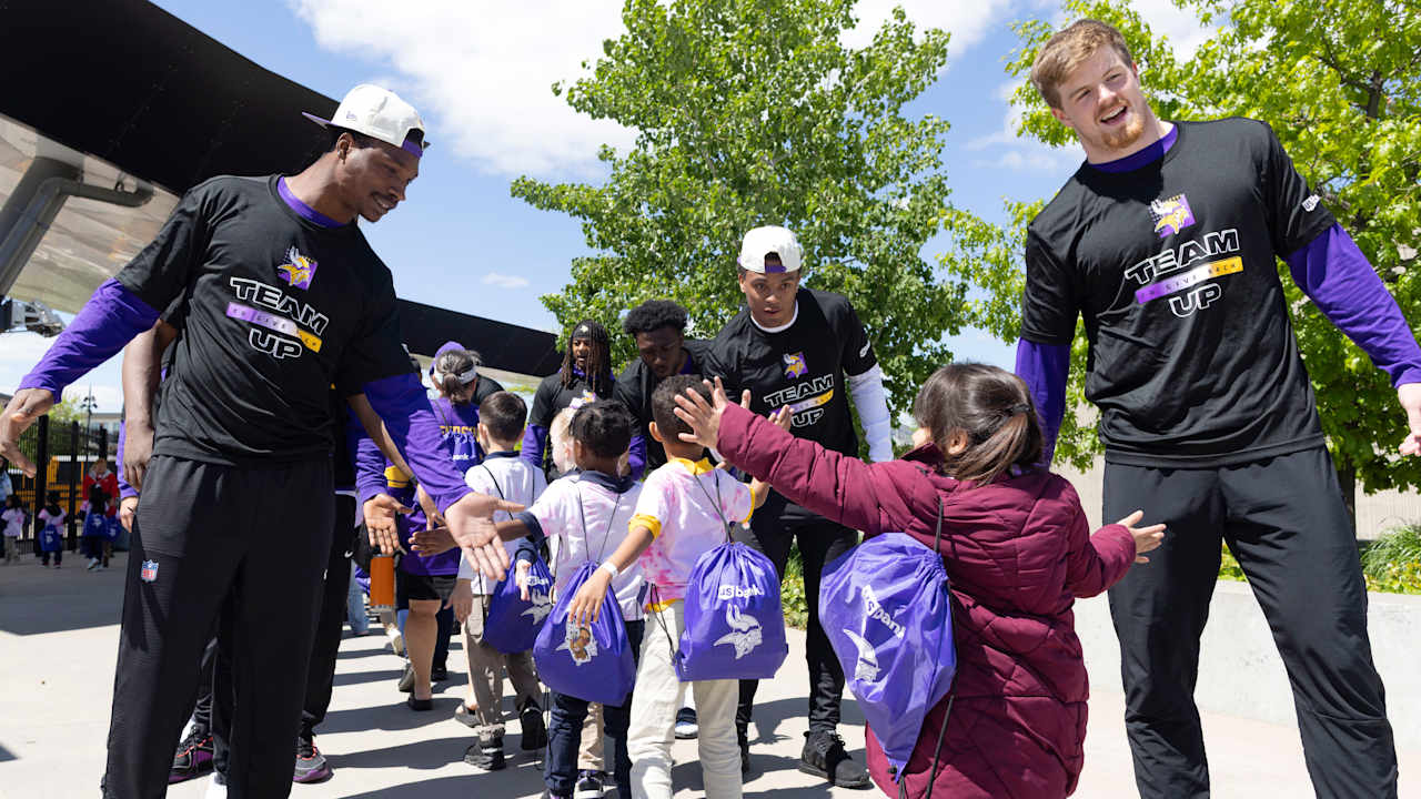 Vikings & U.S. Bank Team Up to Give Back, Impact Local Elementary Students  www.vikings.com