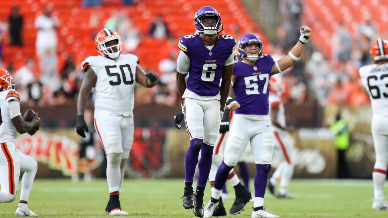 Vikings at Browns Game Observations: Defense Picks 3, Offense 