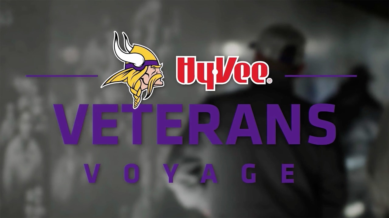 Vikings & HyVee Gift Veterans Free Groceries For a Year