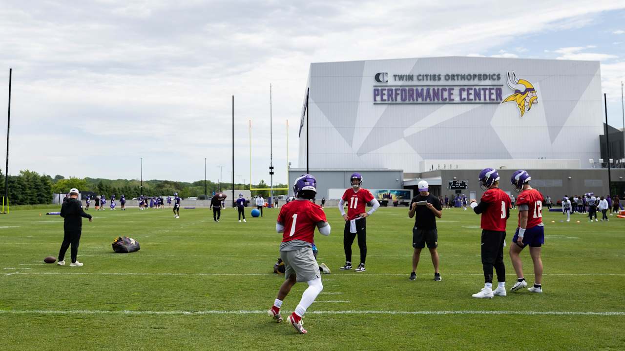 Vikings QBs J.J. McCarthy & Kyler Murray Aim to Maximize Every Camp Rep
