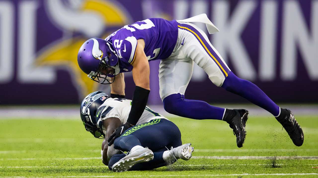 Vikings at Seahawks Week 16 Expert Picks