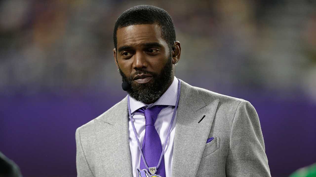 Randy Moss Thanks ‘Prayer Warriors’ After Cancer Diagnosis & Surgery