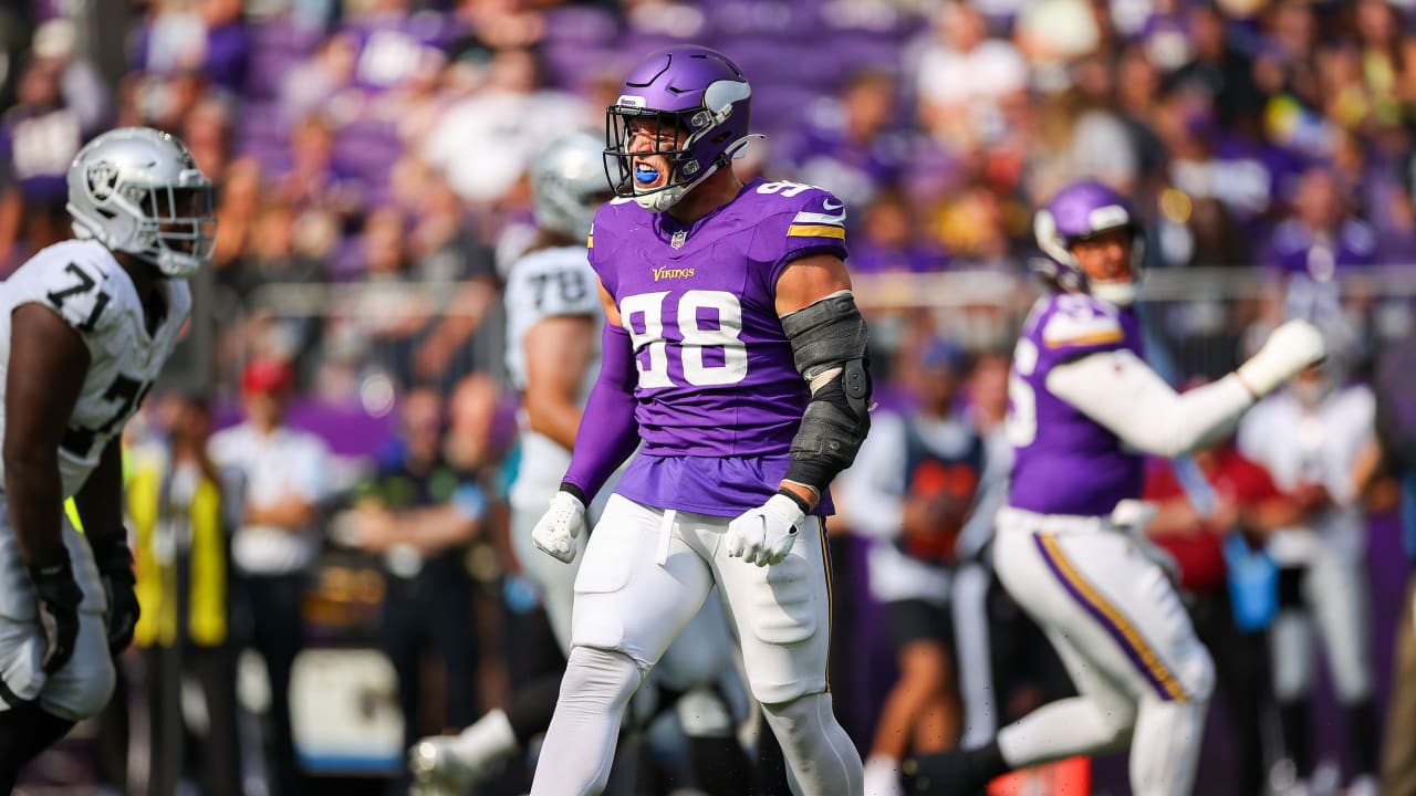 Popular rookie among 17 players signed to Vikings 2024 practice squad