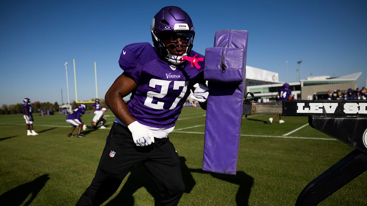 Lunchbreak: The Athletic Rolls Out ‘Big Board’ Before NFL Trade Deadline