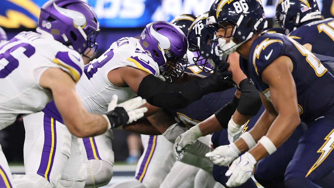 Image for NFL Power Rankings: Vikings Take a Step Back After Loss at Chargers