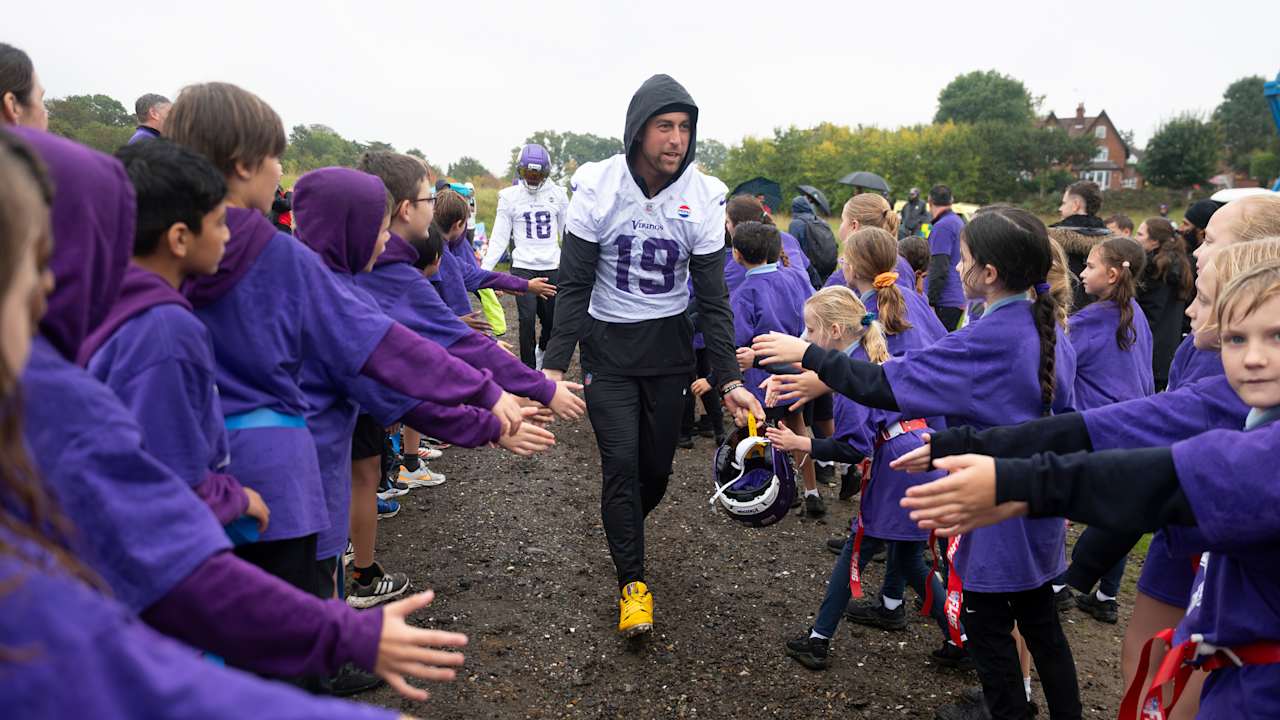 頂点級ルーツ！Jerry Adams / Some A Hala Adam Thielen Finalist for 2026 ESPY Humanitarian Award