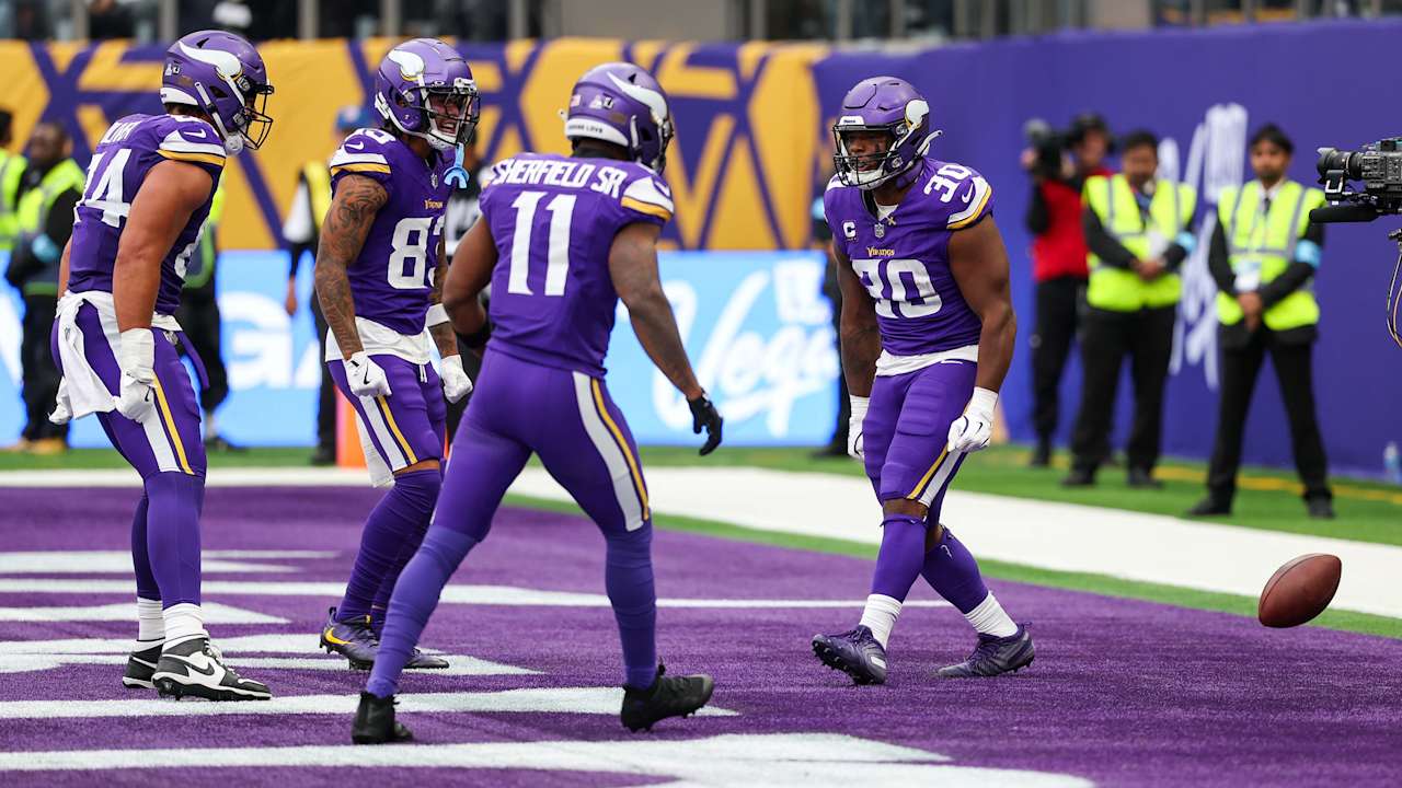 NFL Power Rankings: Vikings Stay Put Near Top Entering Bye Week