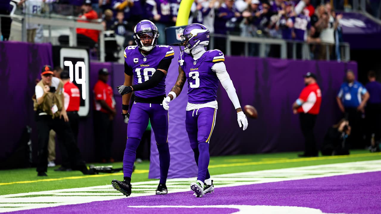 Justin Jefferson & Jordan Addison Deliver Historic Combo for Vikings vs