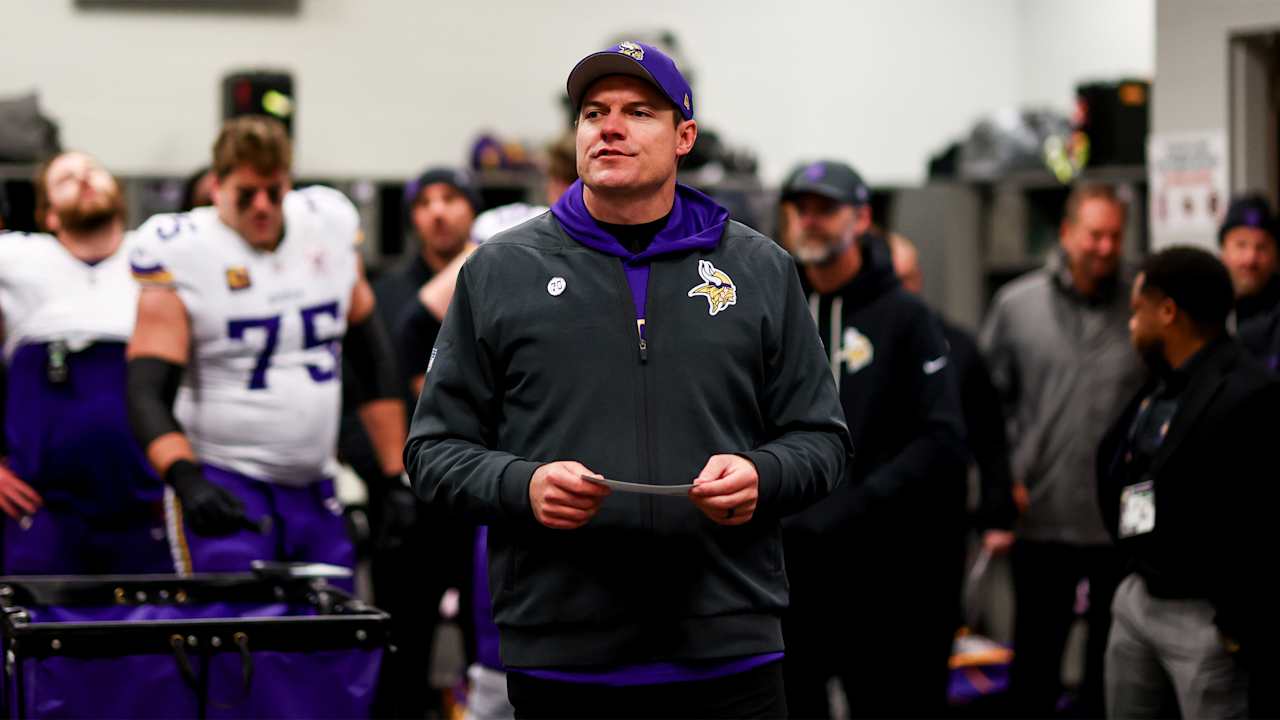 Kevin O'Connell's Locker Room Speech After Vikings Win Over Giants