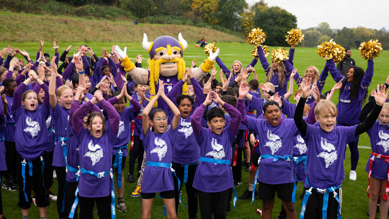 Youth Flag Football Clinics Expand Sport in Ireland & UK   Minnesota Vikings