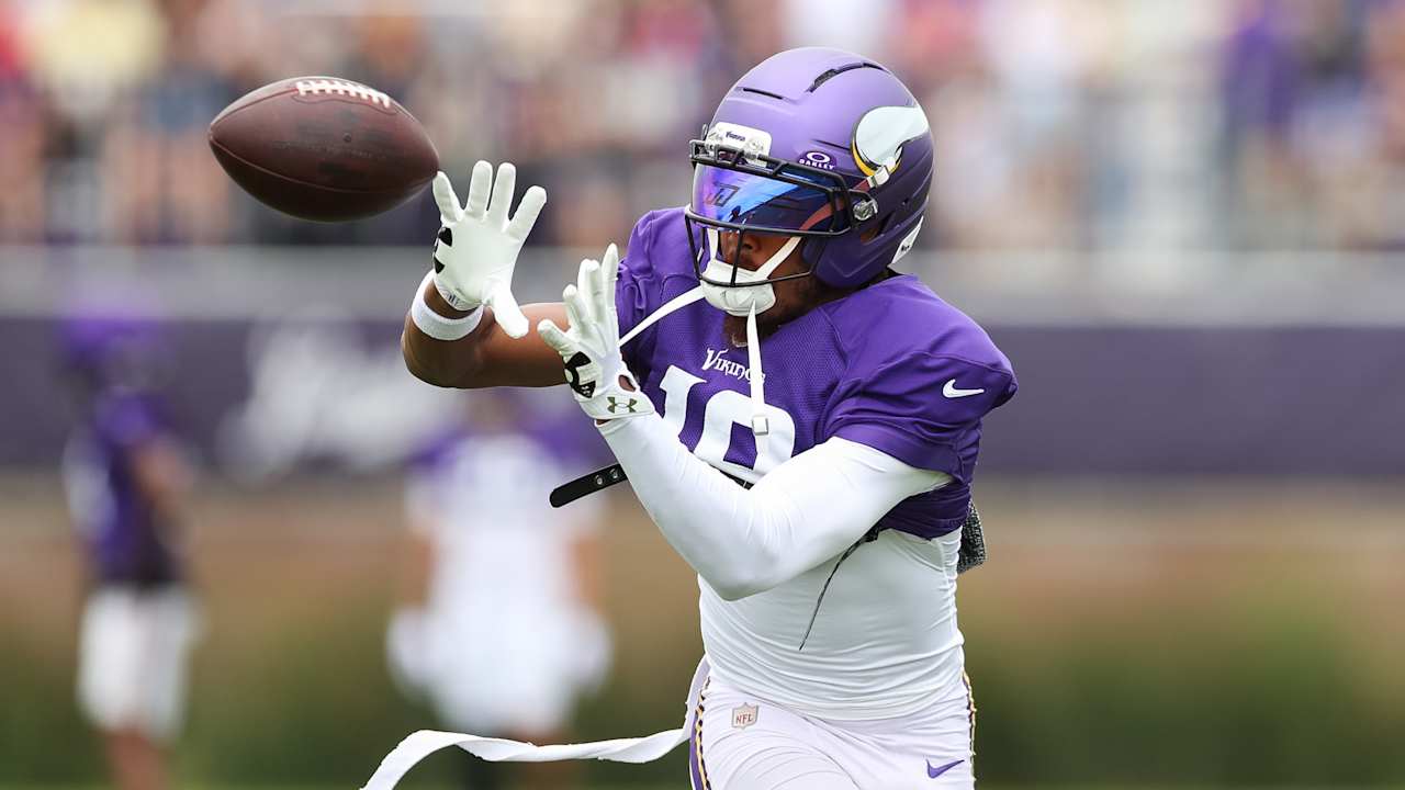 Lunchbreak: Why Justin Jefferson Avoids 'Poodle' Approach; Vikings Returning for College Bout