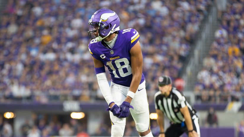 AP source: Vikings put WR Justin Jefferson on IR