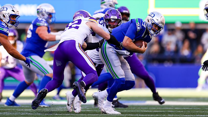 Vikings at Seahawks Week 13 Game Center | 2025 NFL Minnesota Vikings