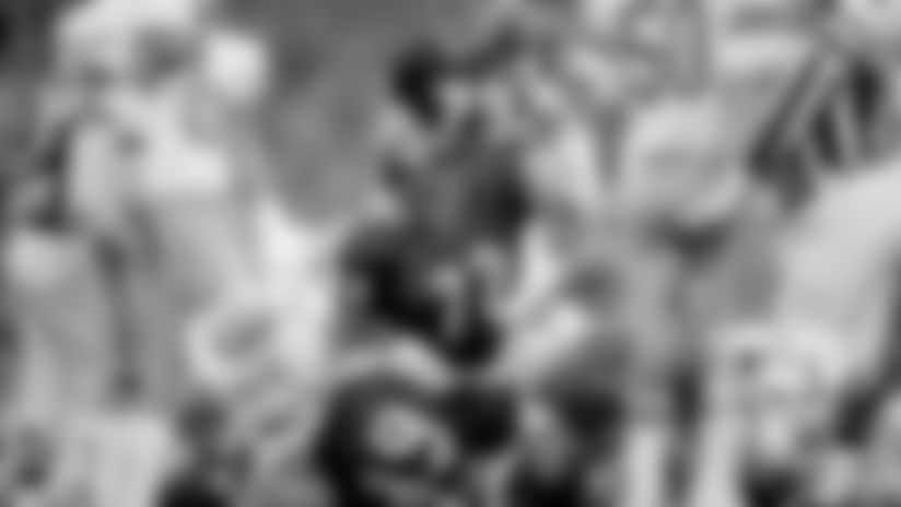 In honor of the Bears playing a regular-season game in London in 2024, take a look back on the three previous times the franchise has made the trip across the pond in 1986, 2011 and 2019. (Photos via Chicago Bears and AP)