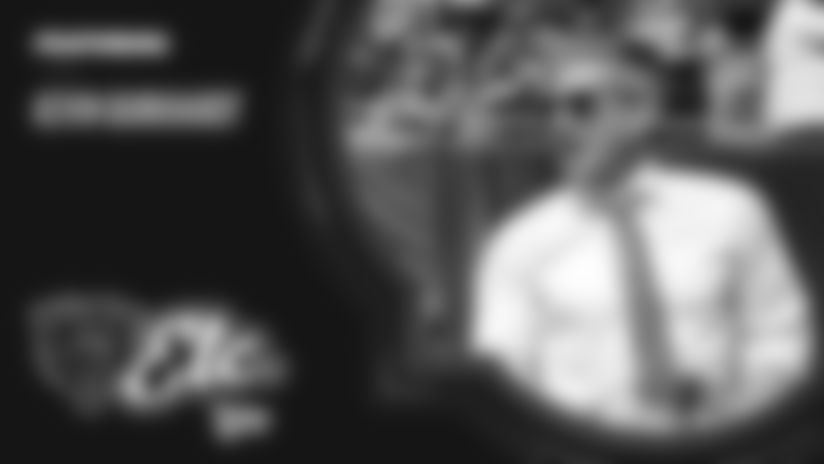 Fox play-by-play analyst Kevin Burkhardt joins hosts Jeff Joniak and Tom Thayer to discuss the excitement of broadcasting Bears' games on the Bears, etc. Podcast.