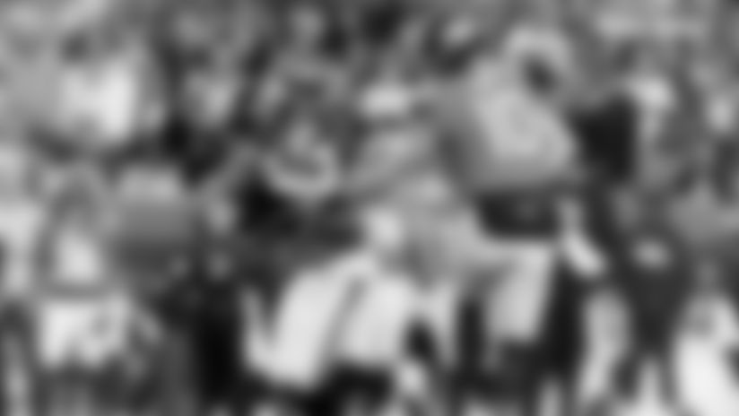 Denver Broncos team reporter Elisa Hernandez gets you set for the Broncos' Divisional Round matchup vs. the Buffalo Bills.