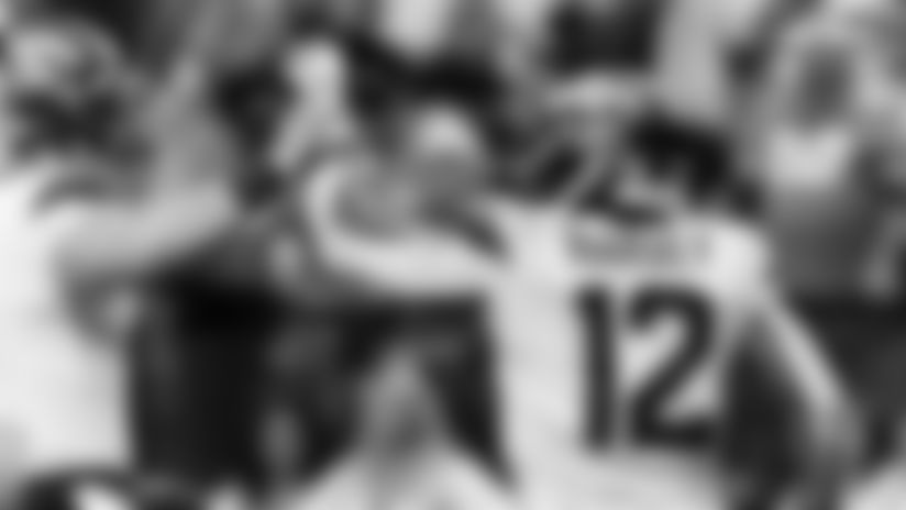 Denver Broncos team reporter Elisa Hernandez gets you set for the Broncos' Week 15 matchup vs. the Green Bay Packers.