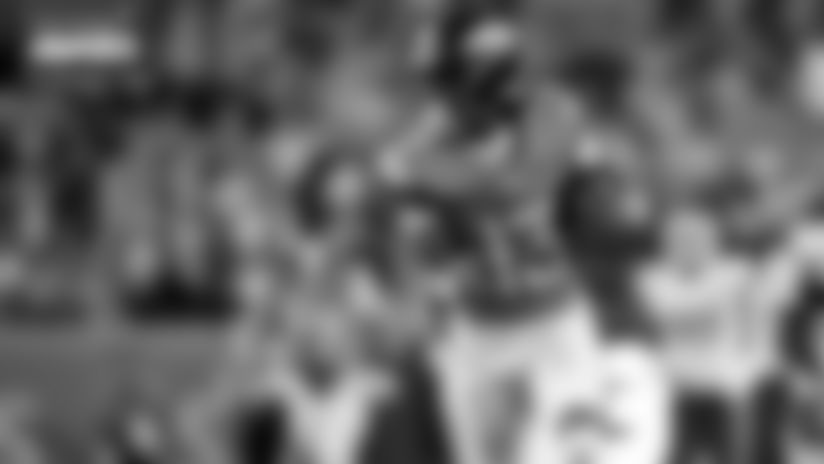 Running back RJ Harvey (ribs), tackle Mike McGlinchey (neck), wide receiver Marvin Mims Jr. (biceps) and center Luke Wattenberg (ankle) were also full participants.