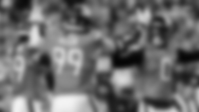 Denver Broncos team reporter Elisa Hernandez gets you set for the Broncos' Week 16 matchup vs. the Jacksonville Jaguars.