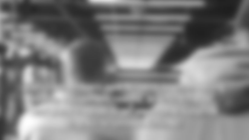 4 veterans attend road game in Chicago with Browns and United Airlines