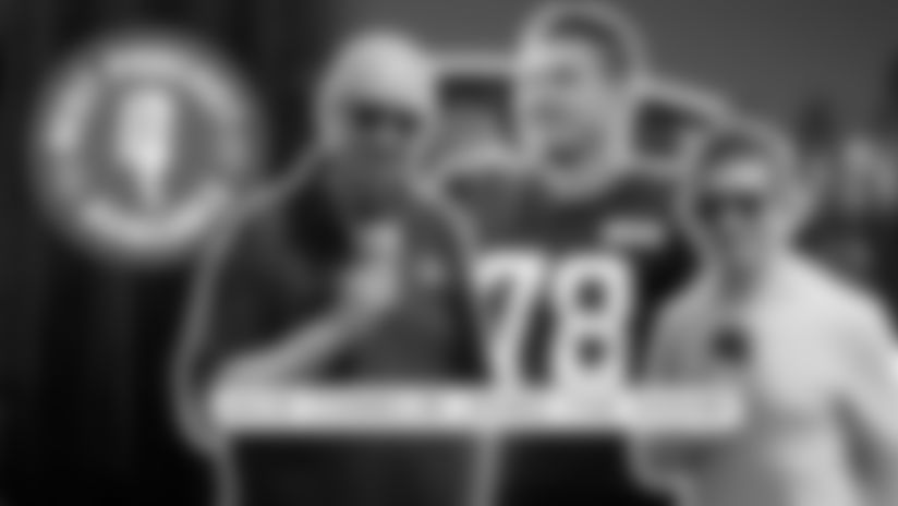 In this episode, we're breaking down everything from Browns Mandatory Minicamp Day 1. We'll dive into the standout plays, top performers, and break down all the action! We'll also speak to offensive tackle Jack Conklin!- He'll share his insights on the team's progress, his personal outlook for the season, and what mandatory minicamp means for the squad.