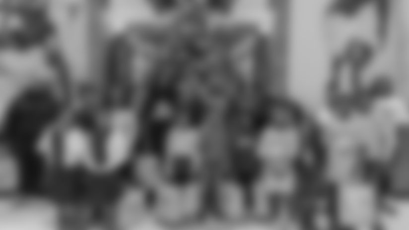 View photos of S Antoine Winfield Jr. holiday shopping spree at Dick's House of Sport International Plaza on Tuesday December 16th, 2025.