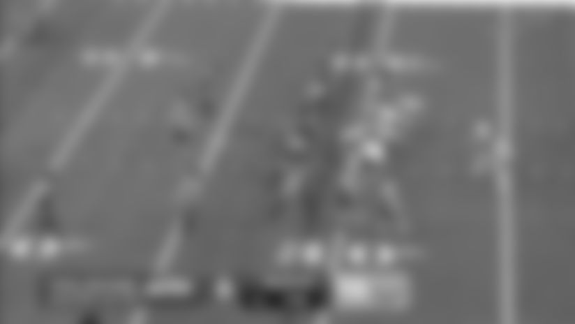 Watch RB Isaiah Davis follow his blockers on 17-yard catch and run.