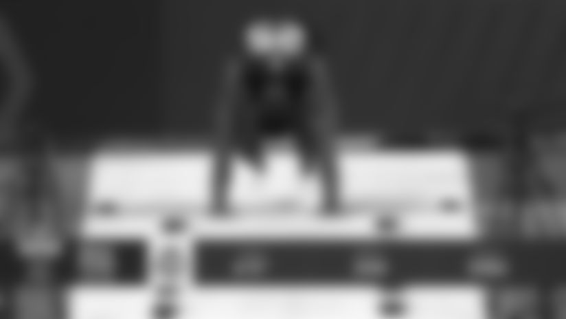 Ohio State Buckeyes linebacker Sonny Styles runs 4.46 40-yard dash at the 2026 NFL Scouting Combine.