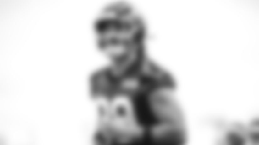 HC Aaron Glenn: "You Love the Physical Traits"