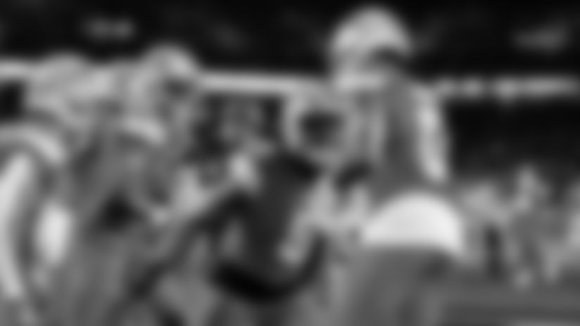 View photos of the Detroit Lions running backs from the 2025 NFL season.