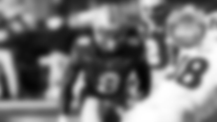 View photos of the linebacker prospects who were invited to the 2026 NFL Scouting Combine.