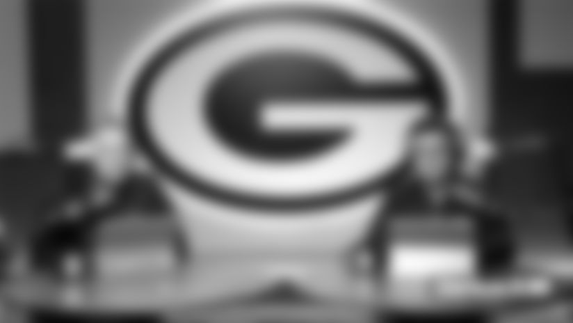 Mike and Wes conclude the show's 10th season by looking at, from 2025, their favorite moments (5:46), plays of the year (13:01), one-word descriptions (16:32) and favorite stories they wrote (22:38). They also preview divisional playoff weekend (29:56).