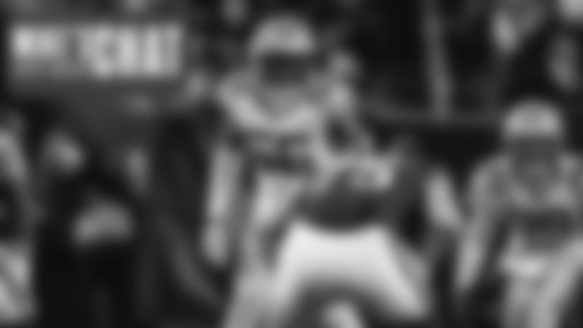 Editor Mike Spofford answered fan questions in his live chat