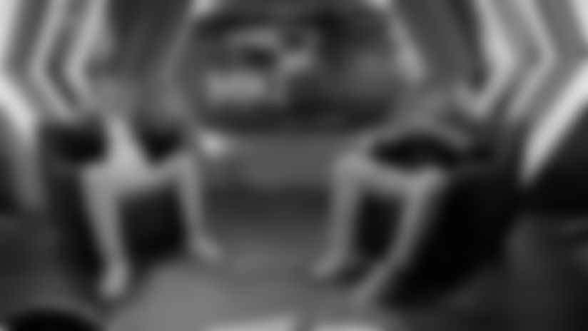 Patriots head coach Mike Vrabel sits down with Scott Zolak to talk about his first win as the Patriots head coach, with the victory against the Miami Dolphins. Vrabel gives insight to their approach for Aaron Rodgers and the Pittsburgh Steelers when they come to Foxboro this Sunday.