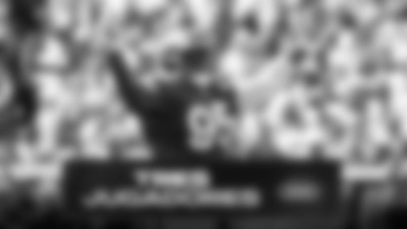 Los Rams de Los Ángeles se enfrentan a los Lions de Detroit en la semana quince de la temporada y Troy Santiago nos plática de los 3 jugadores que impactarán el duelo este domingo.