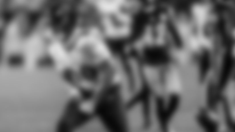 See the top shots from the Ravens loss to the Steelers in Week 18.